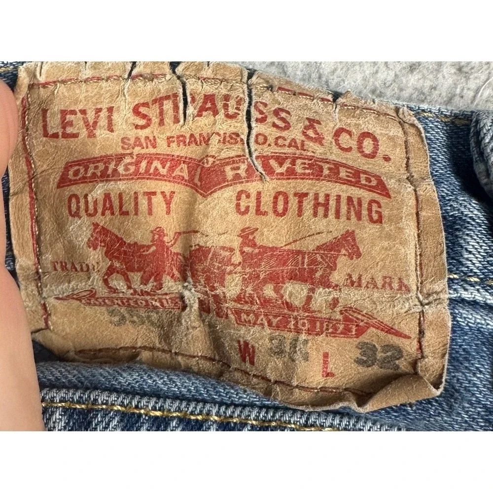 Levis 550 Jeans Mens 36X32 Blue Relaxed Fit Tapered Leg Red Tab 5 Pocket Denim